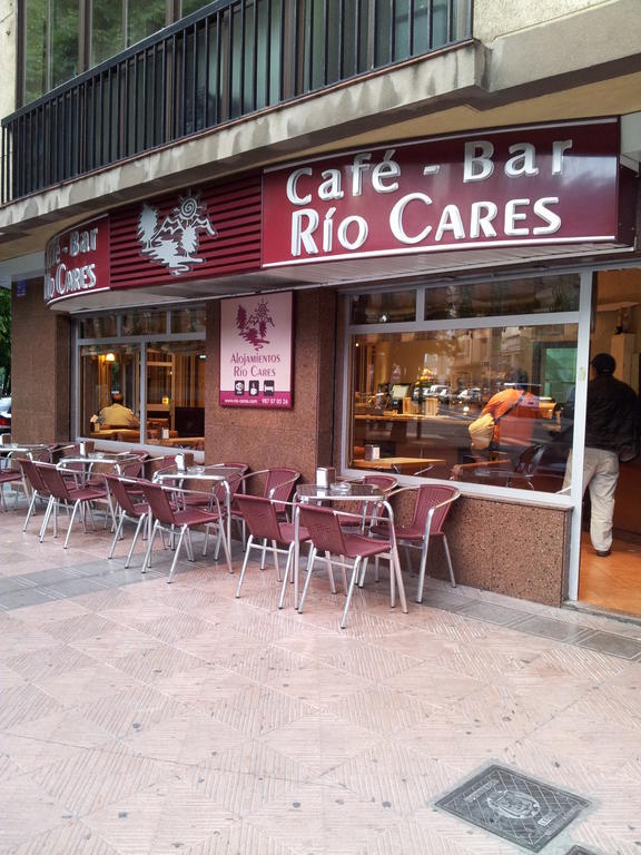 Alojamientos Rio Cares 레온 외부 사진